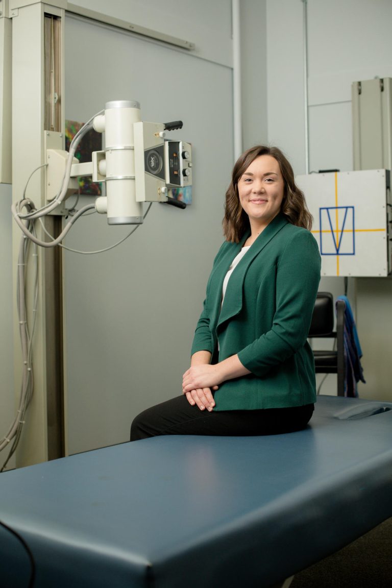 Dr. Ariel Hellein